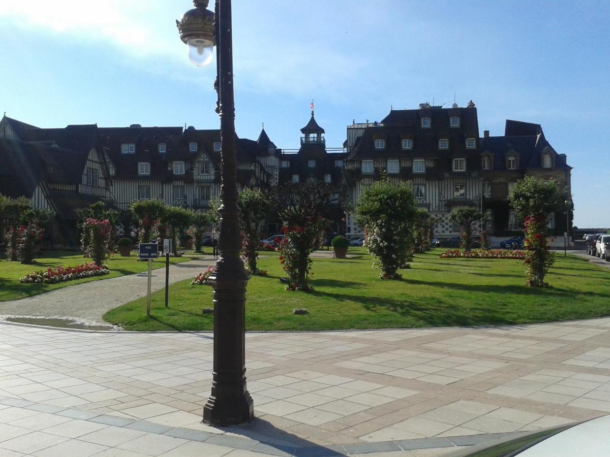 Cottage Duplex Villers Sur Mer 150 M De La Plage ภายนอก รูปภาพ